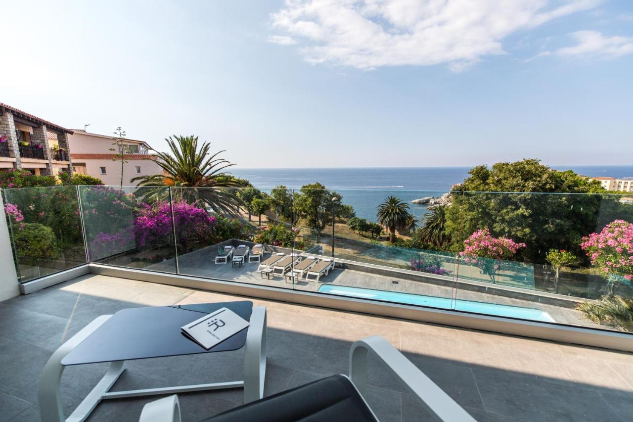 Hotel Villa R Καλβί Εξωτερικό φωτογραφία